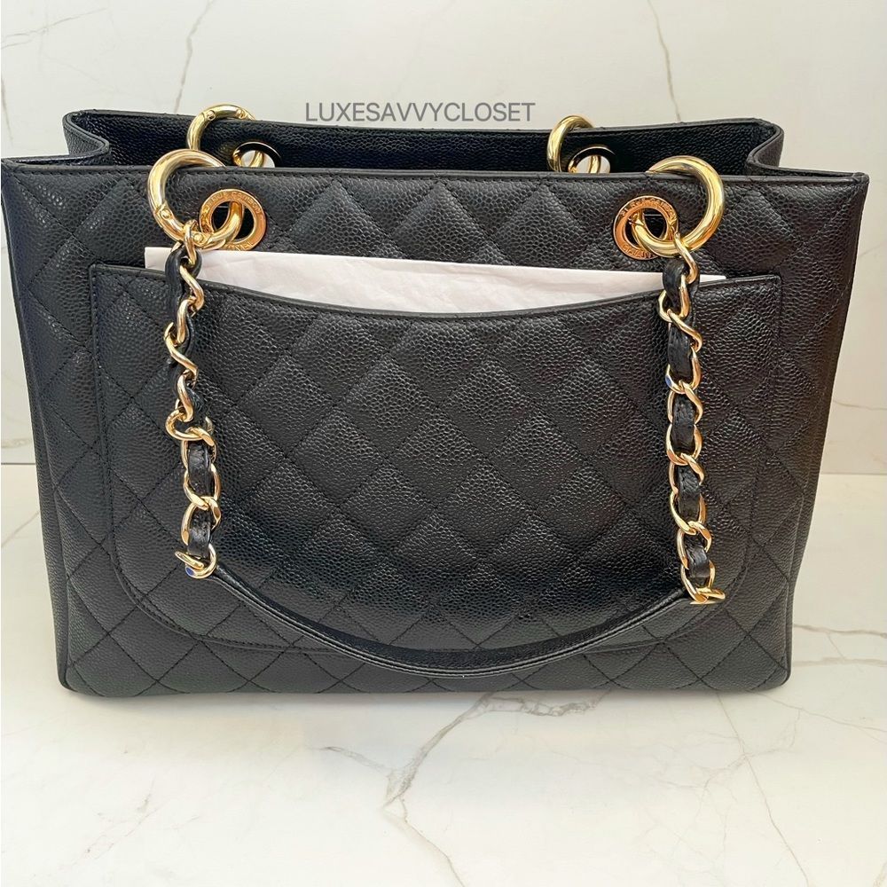 CHANEL GST Tote - Picture 3 of 16